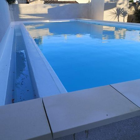 Appartement Dans Villa Avec Piscine Et Jardin มาร์เกอริตต์ ภายนอก รูปภาพ