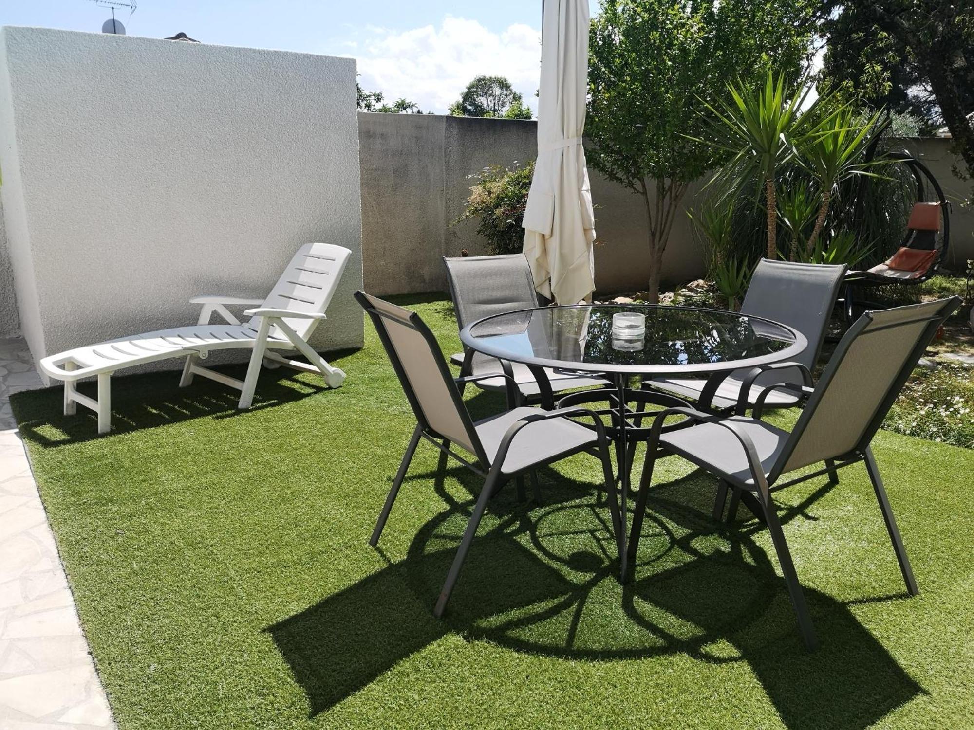 Appartement Dans Villa Avec Piscine Et Jardin มาร์เกอริตต์ ภายนอก รูปภาพ